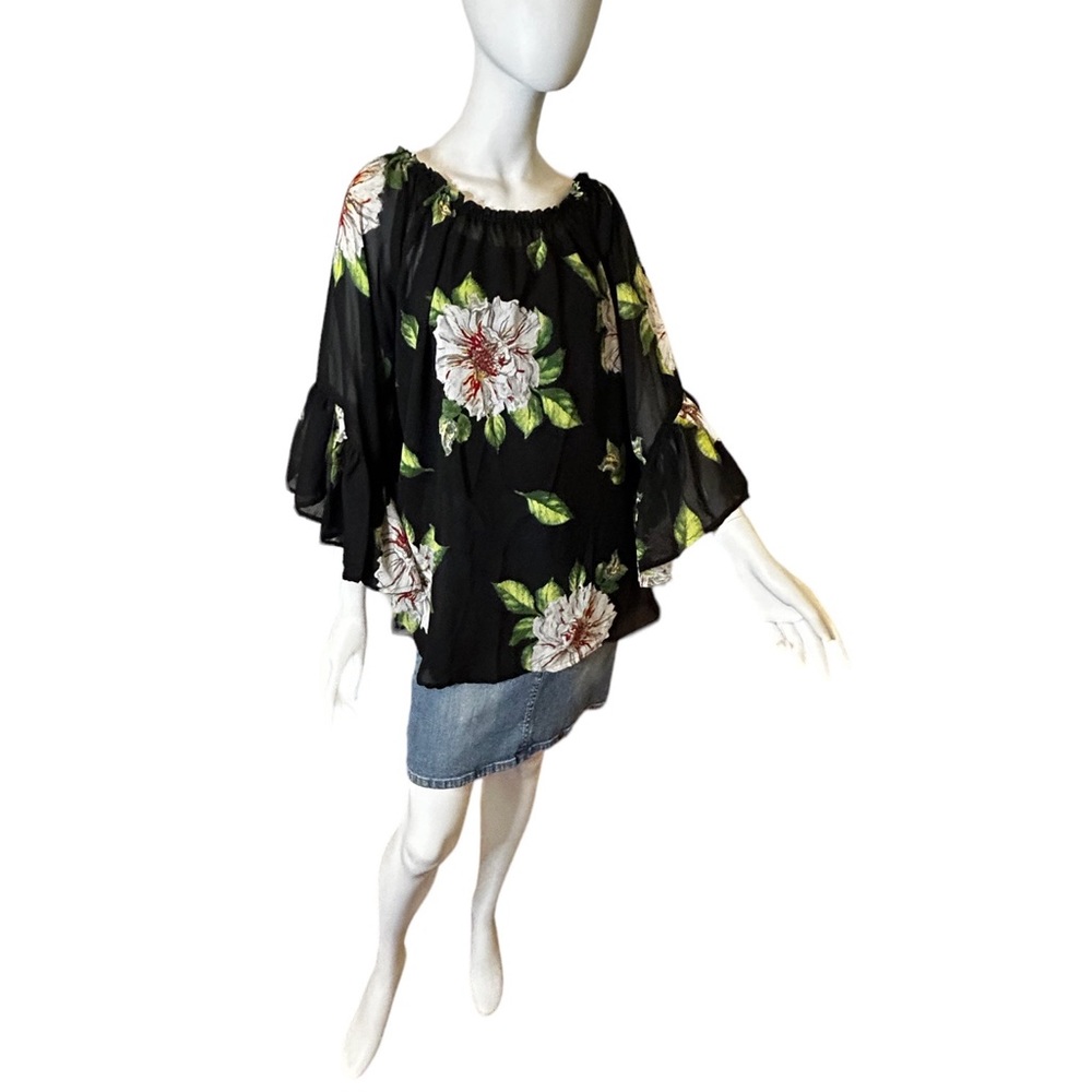 NWT Love Ari Boho Black Floral Top with Bell Sleeve Size 1X